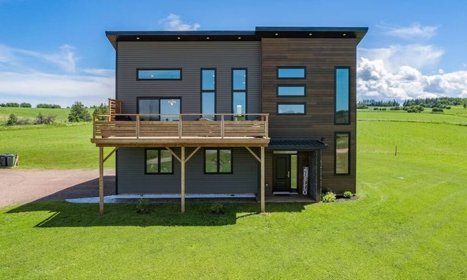 New Glasgow Casa | The Heron's Nest - Minutes to Golf & Beaches
