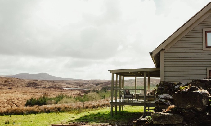 Glenties Cabina | The Hidden Lodge, Ardara, Donegal. F94 X3C1