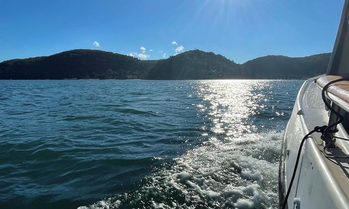 Great Mackerel Beach Casa | The Hideaway Beach House perched on the headland of Great Mackerel Beach