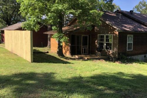 Eureka Springs Apartamento | The Hideaway at Bear Mountain Log Cabins