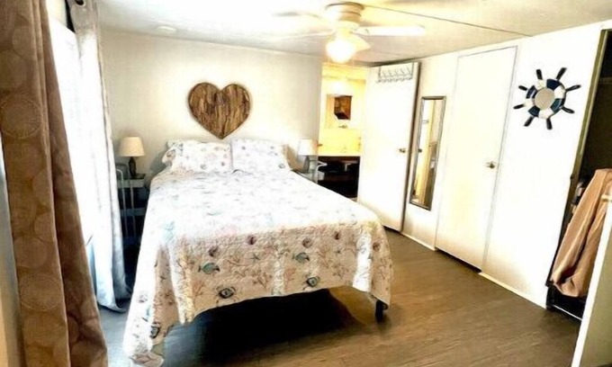 Myrtle Grove Casa | The Hideaway, Cozy pet friendly place to stay minutes to the beach.