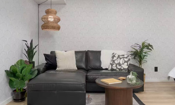 West Eugene Apartamento | The Hideout-MidCentury MidTown
