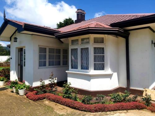 Kandy Casa | The Hill Cliff Bunglow