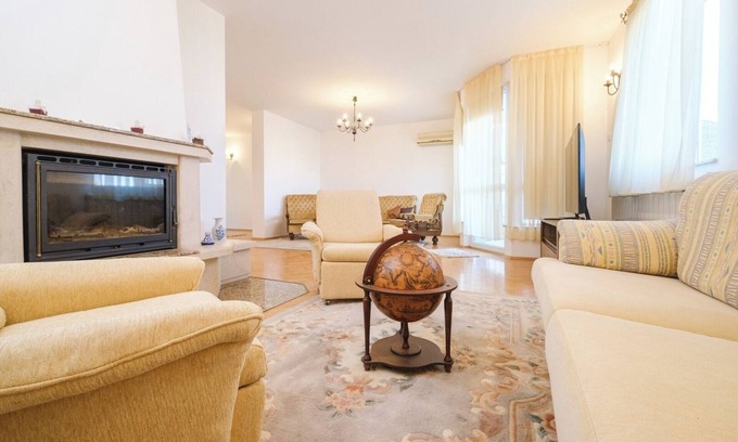 Plovdiv Center Casa | The Hill House Free Private Garage