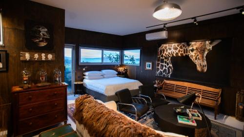 Woodbridge Casa | The Hill House Panorama