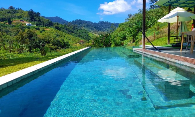 Janda Baik Complejo | The Hill