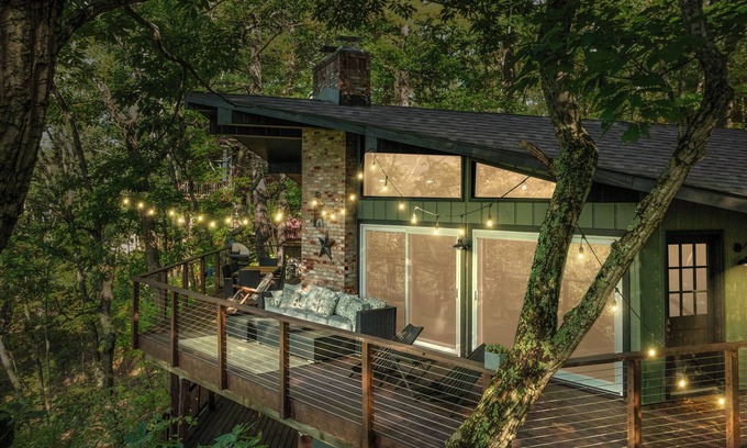 Mount Jackson Casa | The Hillside Hideaway, a stunning retreat located in the heart of Bryce Resort