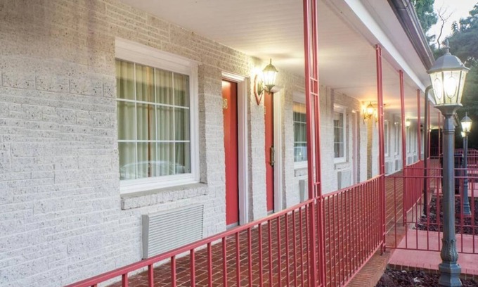 Knoxville Hotel | THE HILLSIDE HOTEL