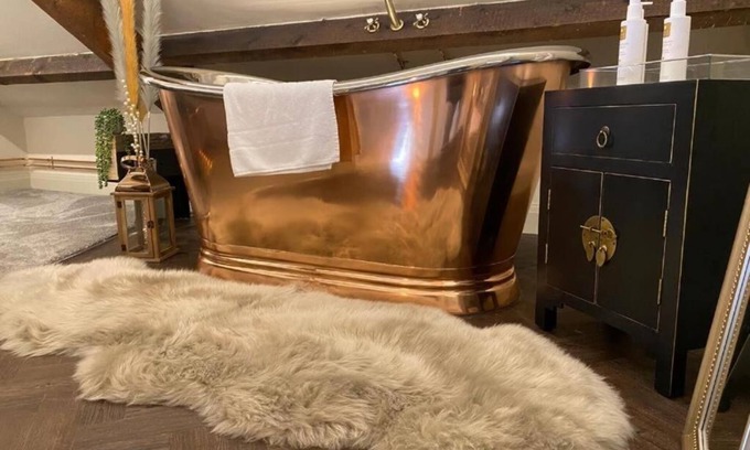 Hawkshead Casa | The Hive at Poppi Red