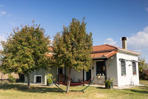 Trikala Casa | The Hobbit Hole