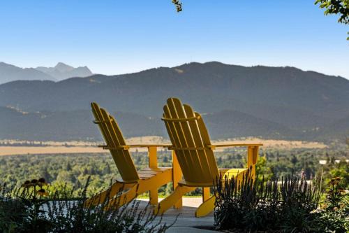 Livingston Casa | The Holiday Rambler