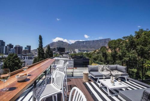 Cape Town City Centre Casa | The Honeycomb a 3 Bed in De Waterkant with Hot tub