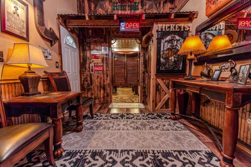 Long Valley Junction Chalet De Esquí | The Honky Tonk Cabin