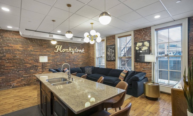 Downtown Nashville Condominio | A 2 cuadras de Broadway - 2 Twelve Two Downtown Flat