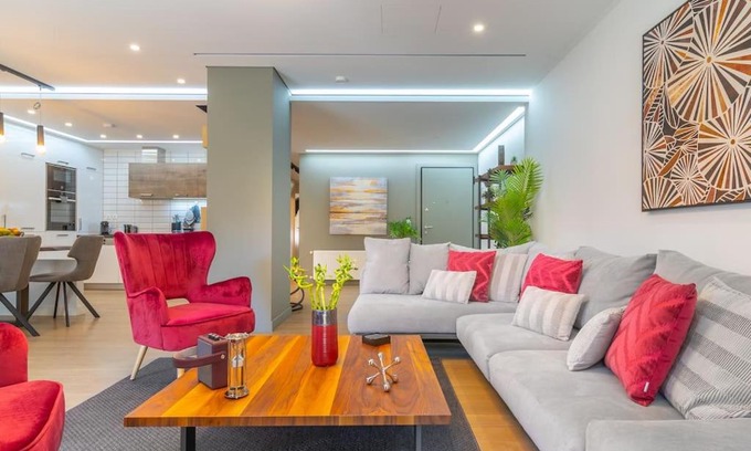 Ilisia Apartamento | The HostMaster Lavish Athenian Treasure