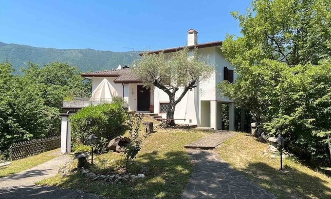 Polcenigo Casa | The House on the Hill