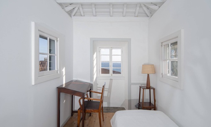 Lagoa Casa | The House of Santa Cruz