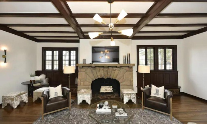 Eastwood Casa | The Howe House