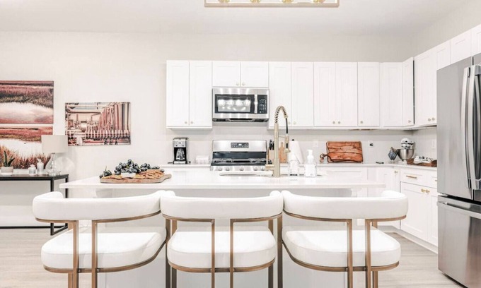North Charleston Casa | The Hugo Hideaway~Spacious 3br/2.5ba N. Chs home