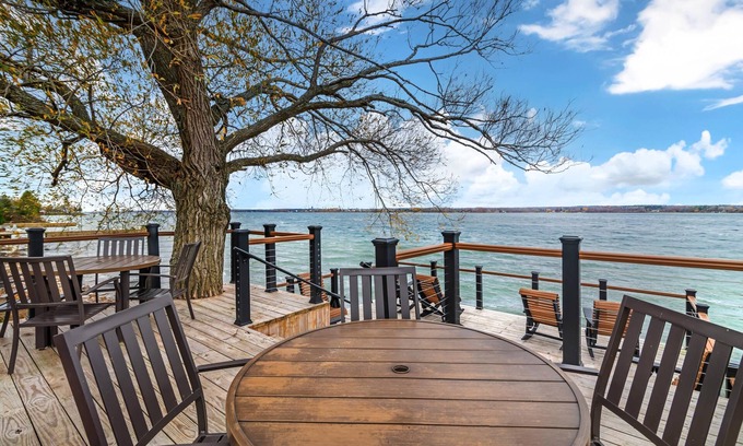 Ogdensburg Hotel | The Inn at Gran View Ogdensburg, Ascend Hotel Collection