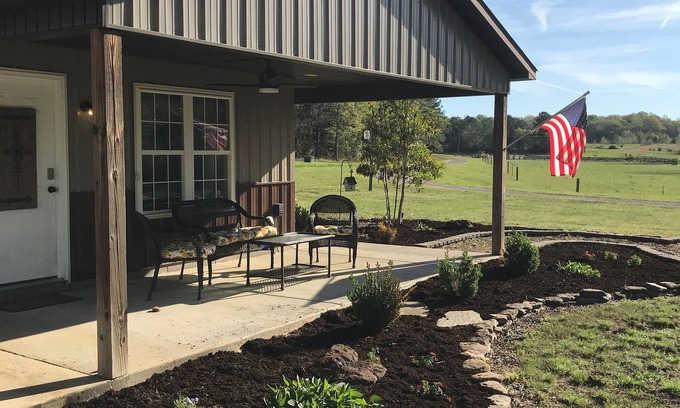 Henderson Casa | The Inn at Pearce Point: un retiro tranquilo en una granja, convenientemente ubicado en Henderson