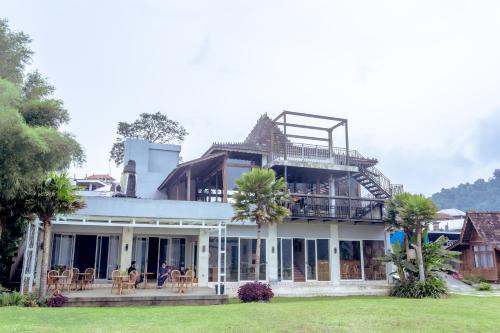 Candikuning Casa | The Joglo Beratan