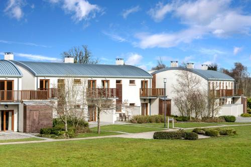 Enfield Casa | The Johnstown Estate Lodges
