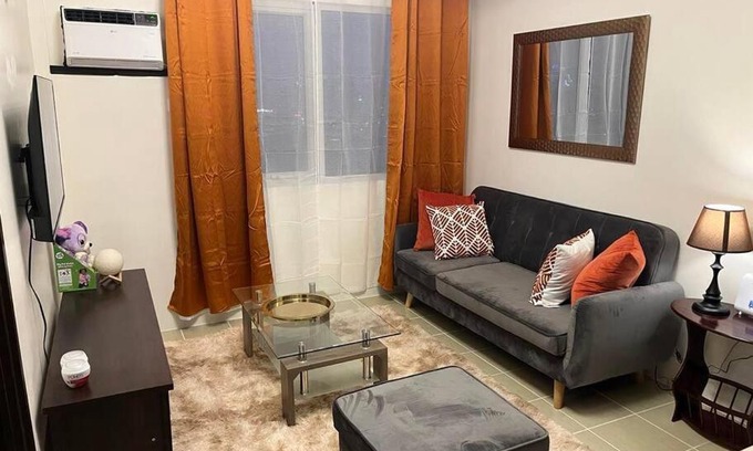 Santa Mesa Apartamento | The Journeyman Suite at Covent Garden Sta Mesa Manila