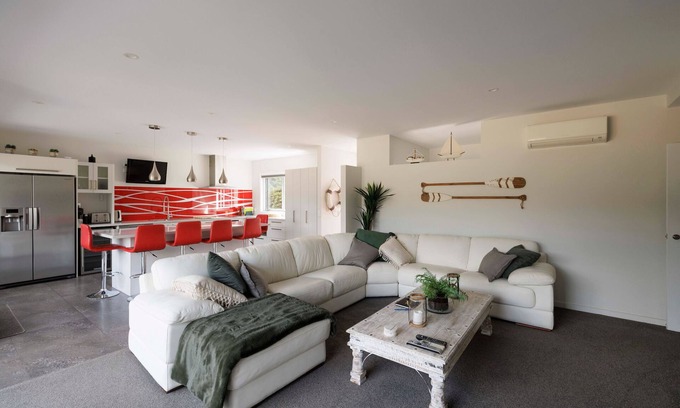 Kaiteriteri Casa | The Kaiteri Beach House by Southern Comfort Accommodation