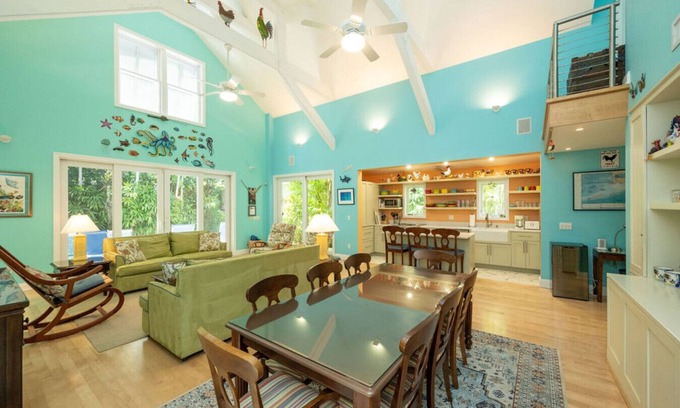 Key West Historic District Casa | The Kaleidoscope House - A Colorful Key West Hideaway w Pool & Jacuzzi