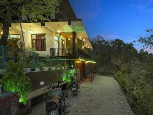 Kasauli Hotel | The Kasauli Stays - By Asgard !