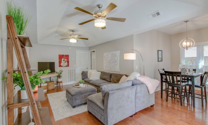 Hillsboro Village Condominio | Recientemente renovado cerca de Vandy y Belmont