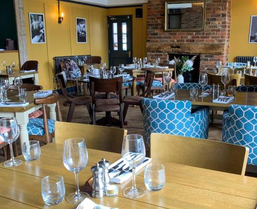 Acle Cama Y Desayuno | The Kings Head Inn, home of The Acle Steak