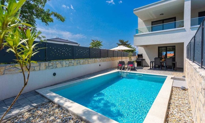 Milcetici Villa | The Krk Escape Villa by aneo travel
