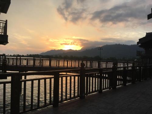 Kuala Teriang Complejo | THE LAGOON WATER CHALET