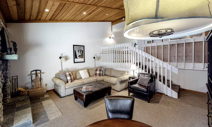 Lakeshore Condominio | The Lake House - 2bd/2bth condo 19 at Huntington Lake