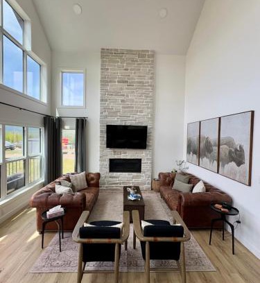 Nordegg Casa | The Lamp House