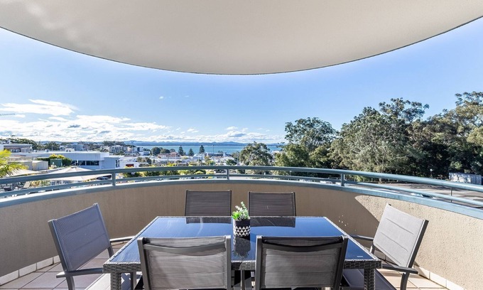Nelson Bay Apartamento | 211 'The Landmark', 61B Dowling Street: vacaciones estilo centro turístico con piscina, sala de juegos y restaurante
