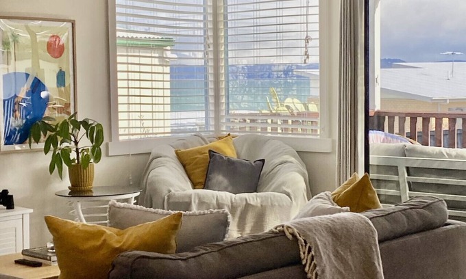 Primrose Sands Casa | The Lazy Fig - Ocean Views, Orchard & Pizza Oven