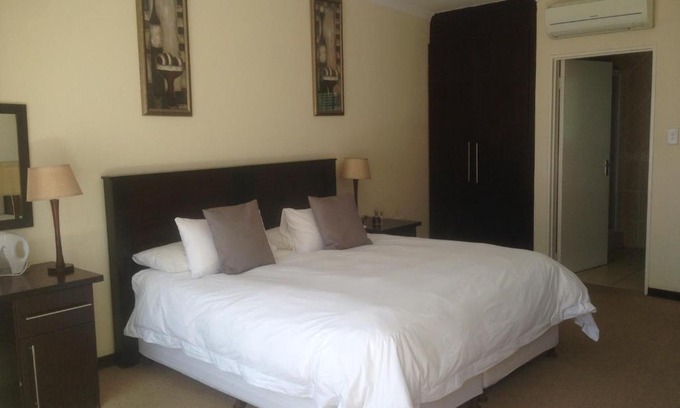 Benoni Cama Y Desayuno | The Lazy Grape Guest Lodge & Spa