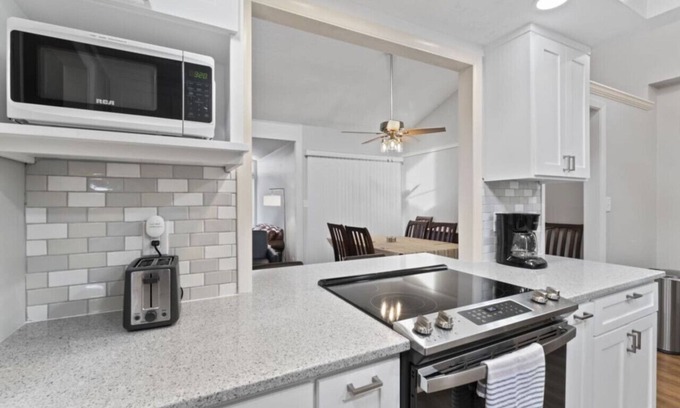 Lenexa Casa | The Legendary Lenexa