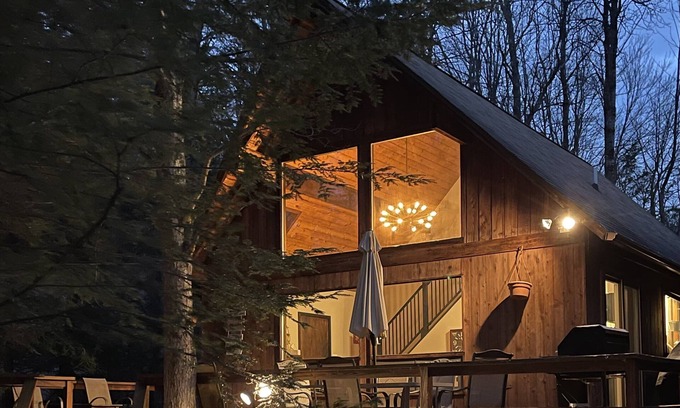 Lake Ariel Chalet De Esquí | The Little Chalet in the Woods
