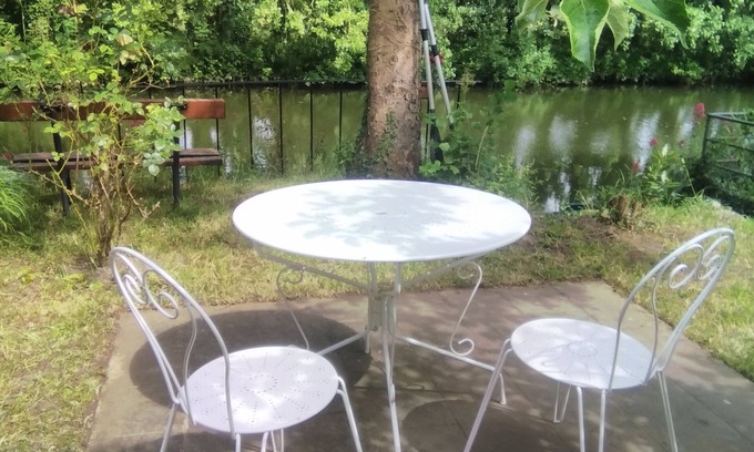 Putanges-le-Lac Casa | The little house on the banks of the Orne