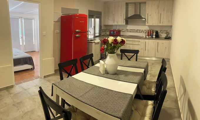 Els Blasques Apartamento | La casita con piscina