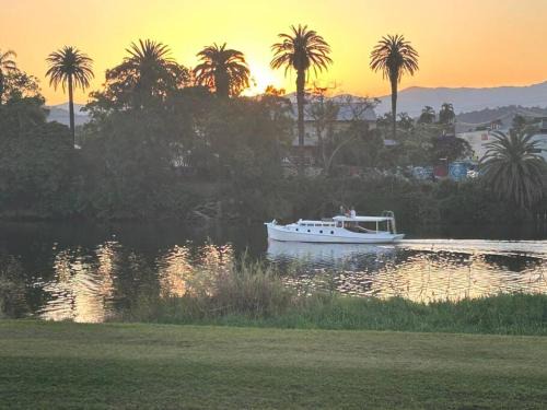 South Murwillumbah Casa | The Little River Cottage - Riverfront Retreat