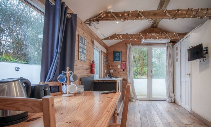 Castlemartin Apartamento | The Lodge - 1 Bedroom - Freshwest Beach Retreat
