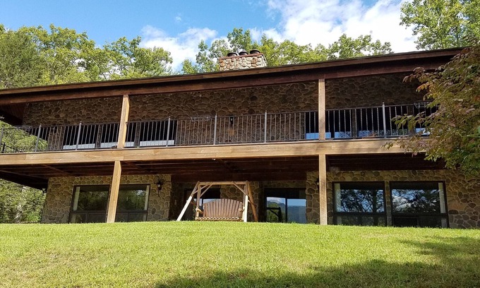 Crozet Casa | El Lodge en Sugar Hollow