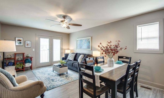 Clarksville Condominio | The Lofts of Downtown (540 N 2nd St, #211)