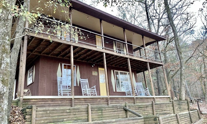 Alix Casa | The Loggerhead Cabin and Shell Shack hangout at Turtle Cove Cabins