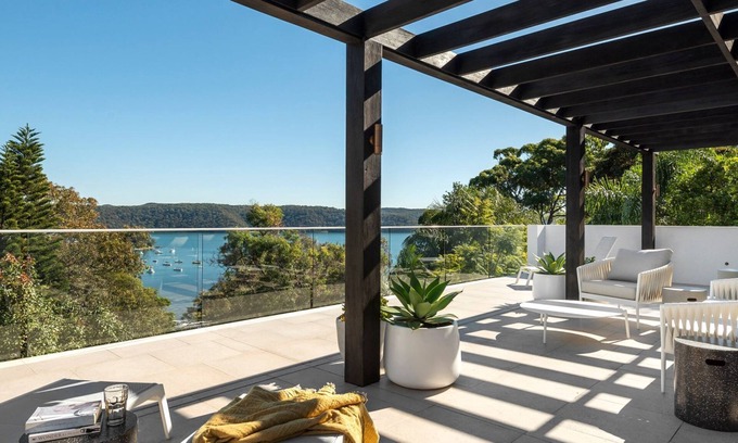 Whale Beach Casa | THE LOOKOUT by Palm Beach Holiday Rentals